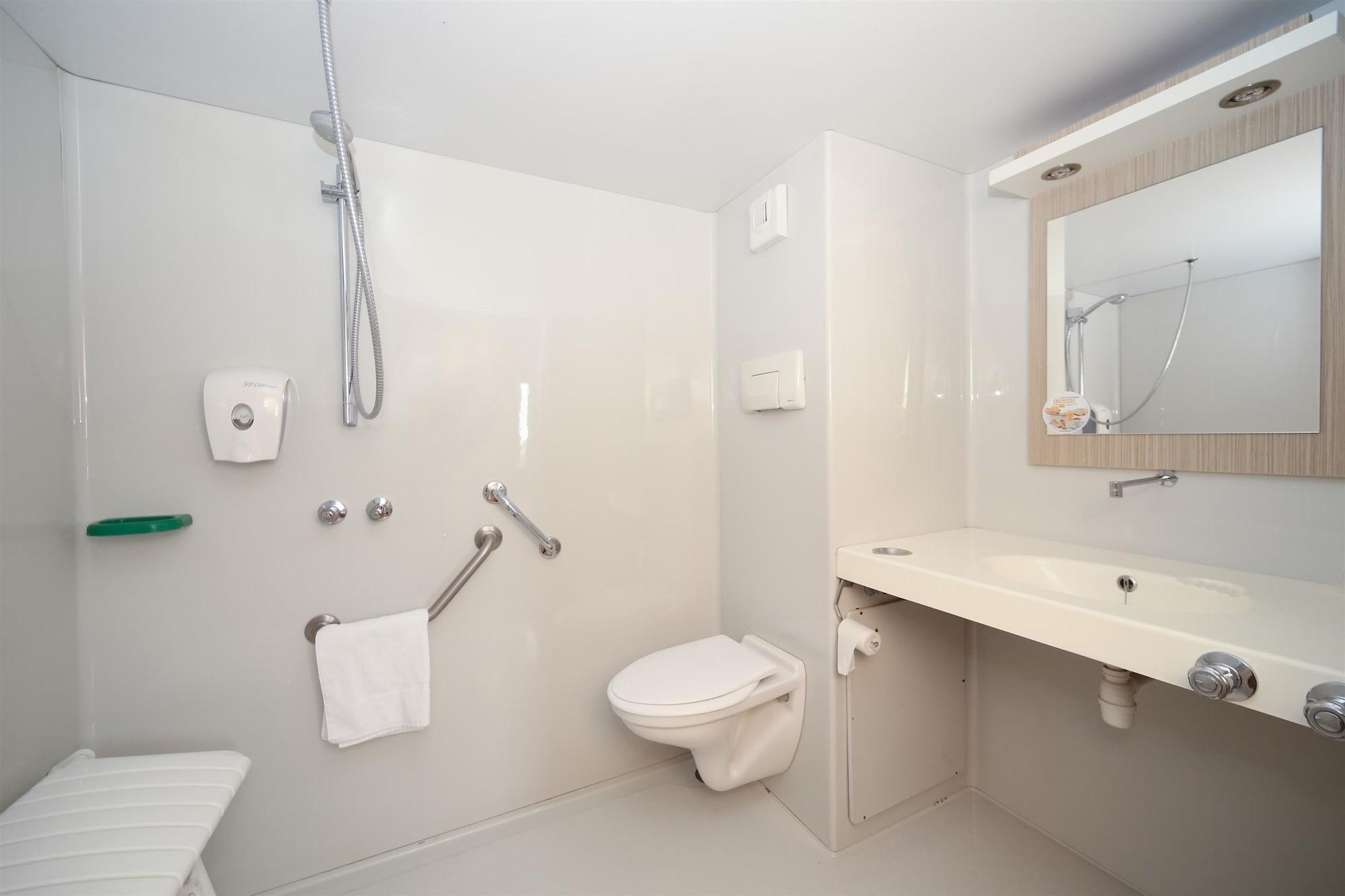 Premiere Classe Toulouse Ouest -Blagnac Aeroport Ngoại thất bức ảnh